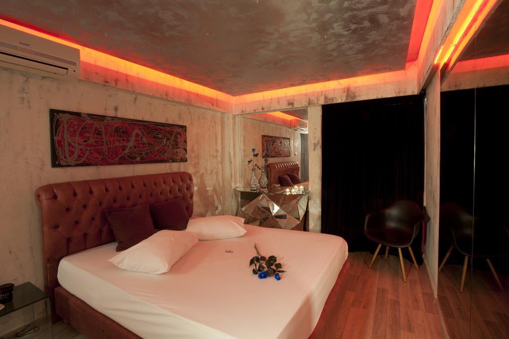 The Crystal Blue Hotel Афины Экстерьер фото